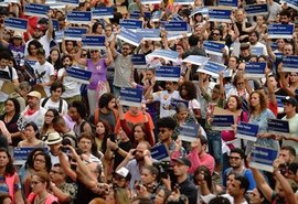 Protesto distribui mil placas com nome de Marielle Franco