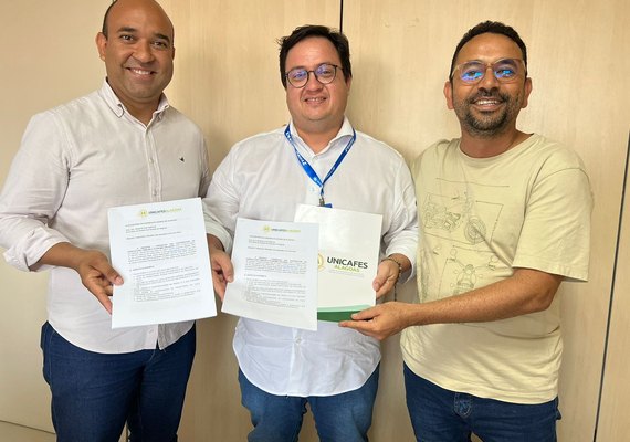 Unicafes-AL apresenta pleito para incentivar fornecimento interno de coco seco