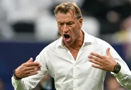 Arábia Saudita demite técnico Hervé Renard a menos de dois meses da Copa