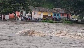 Cerca de 15 municípios podem sofrer com transbordamentos de rios