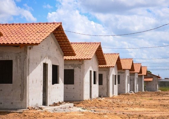 Senado analisa projeto para proteger vítimas expulsas por facções