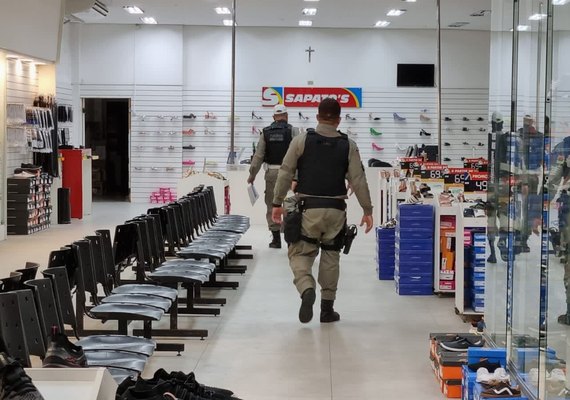 MP deflagra operação contra lavagem de dinheiro em lojas de sapato