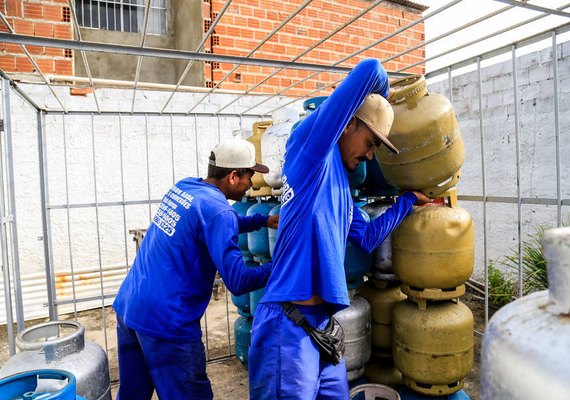 Petrobras anuncia reajustes de 6,3% na gasolina, 3,7% no diesel e 5,9% no gás de cozinha