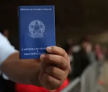 Taxa de desemprego fica em 5,6% até agosto, a menor da série histórica