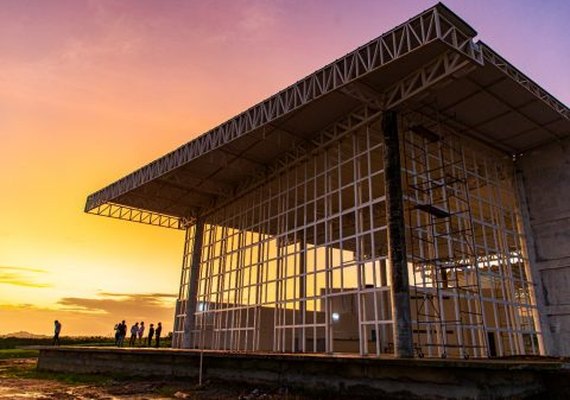 Obras do Centro de Convenções de Arapiraca entram na fase final para inauguração