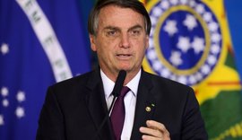 Bolsonaro diz que quem deve decidir sobre uso de máscaras são os prefeitos e governadores