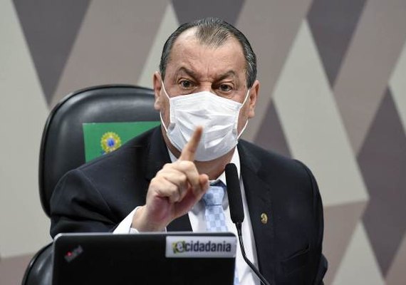 Ministro se torna investigado pela CPI após gerar confusão ao agredir verbalmente senadora