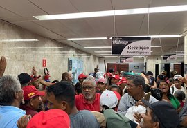 Movimentos ocupam superintendência do Incra no Centro de Maceió