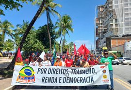 Grupos sindicalistas e movimentos sociais protestam no Dia do Trabalho (01) em Maceió