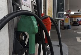 Refinaria de Mataripe reduz preço da gasolina em 11,3%