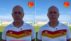 Técnico da Juazeirense Carlos Rabello sofre AVC após jogo na Bahia