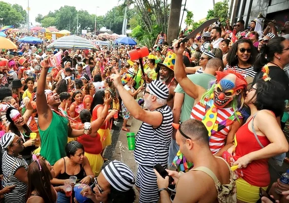 Confederação Nacional do Comércio estima que o Carnaval movimentará R$ 8,18 bilhões no Brasil