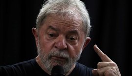 Juristas estrangeiros defendem anulação de processos contra Lula