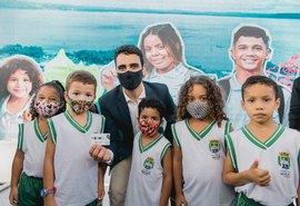 JHC lança Bolsa Escola Municipal, que atenderá mais de 53 mil estudantes de Maceió