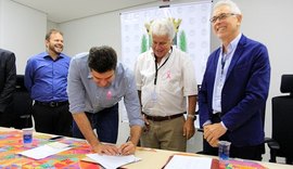 Rui Palmeira assina 102 contratos de serviços à saúde