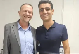 Edinho, candidato de Lula no PT, é recebido por Paulo e JHC em Maceió