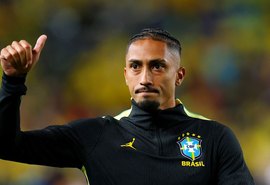 Raphinha treina com grupo e avança na recuperação para a Copa do Mundo