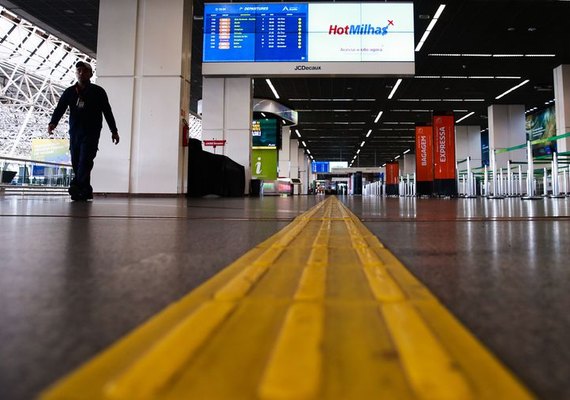 Empresas áreas preparam recuperação após crise causada por pandemia