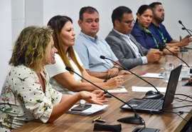Secretários conhecem Campanha de Vacinação contra a Peste Suína Clássica