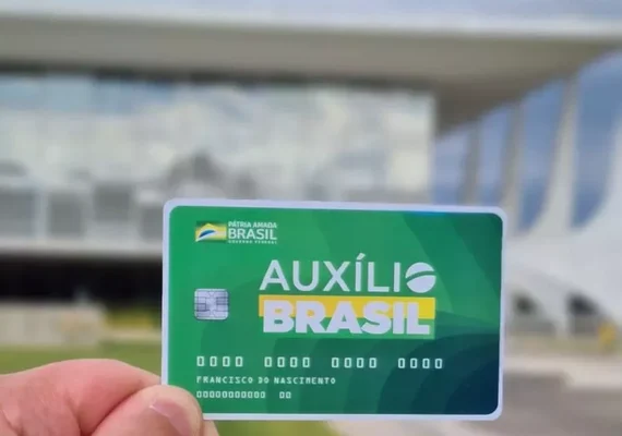 Beneficiários com NIS final 5 recebem hoje o Auxílio Brasil