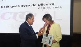 CRO-AL homenageia profissionais com Medalha Prof. Renato Gama durante Semana Odontológica