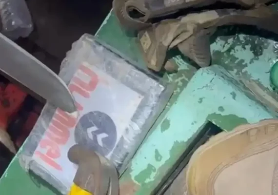 PF e Marinha apreendem drogas em embarcação pesqueira na costa do Suriname