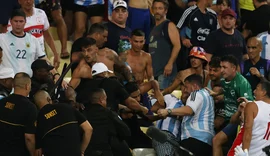 Brasil x Argentina: atos violentos em jogo no Maracanã serão investigados pela FIFA