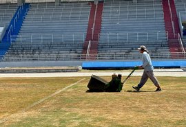 Gramado do Estádio Rei Pelé passa por manutenção para abertura da temporada 2026