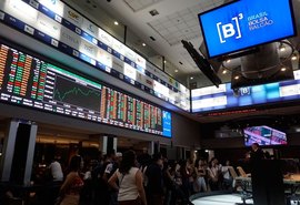 Bovespa oscila após perder patamar de 100 mil pontos; BTG Pactual cai com operação da PF