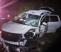 Motorista embriagado tenta ultrapassagem e provoca grave acidente em Boca da Mata