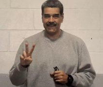 Maduro aparece sorridente em primeiras imagens após ser capturado pelos EUA