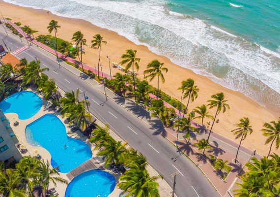 Hotelaria de Maceió oferece pacotes de viagem com passagem aérea e hospedagem a preços especiais
