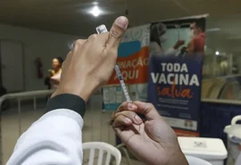 Anvisa atualiza composição de vacinas contra gripe para 2025