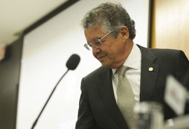 Instituições devem ficar atentas a retrocessos, diz Marco Aurélio