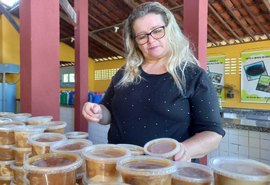 Cooperativa transforma óleo residual em sabão, gera renda e protege a natureza