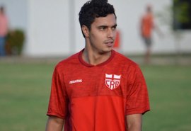 Destaque do CRB, Alisson Farias recebe proposta do CSA