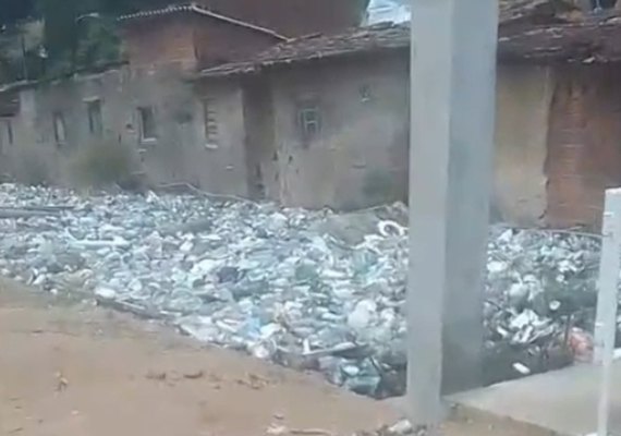 Chuva forte causa transtornos em comunidades de Maceió