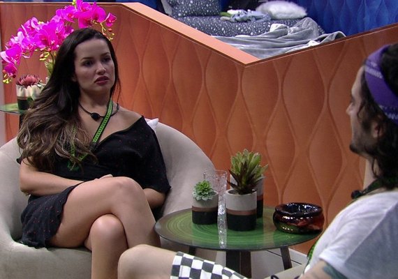 Fiuk conta para Juliette por que tinha medo de entrar no BBB21