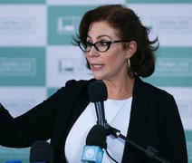 Carla Zambelli renuncia ao mandato e Câmara dará posse ao suplente