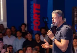 Com 80% dos prefeitos, base forte e Bolsonaro, Lira precisa de JHC?