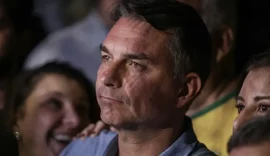 Inquérito no STF preocupa campanha de Flávio Bolsonaro