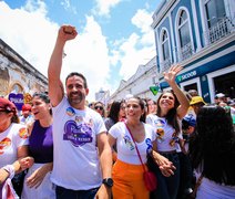 Milhares de mulheres caminham em apoio à reeleição de Paulo Dantas