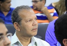 Justiça bloqueia bens de ex-prefeito de Atalaia acusado de improbidade administrativa