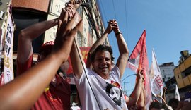 Bolsonaro não fez 10% do que eu fiz pelo Rio, diz Haddad na Baixada