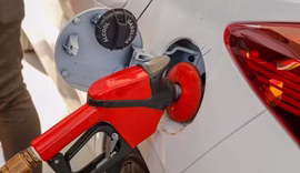 Inflação sobe 0,33% em janeiro com alta de combustíveis e transportes