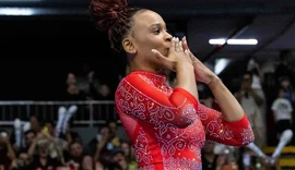 Rebeca Andrade conquista maior nota mundial no salto durante torneio no DF