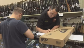 Trump flexibiliza regras para condenados voltarem a ter armas de fogo