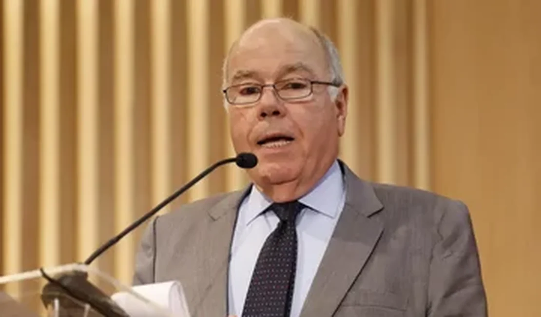 Brasil contesta tarifa dos EUA e alerta para prejuízo às próprias empresas