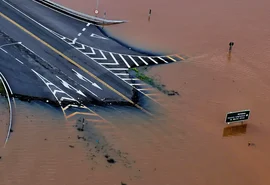 Mais de 2 milhões de pessoas foram afetadas pelas enchentes no RS