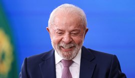 Lula assina decreto para bloquear celulares em presídios brasileiros